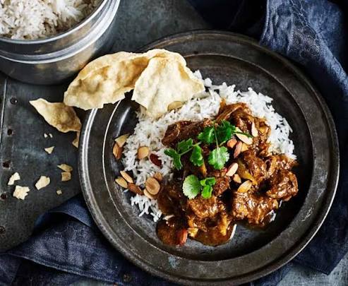 Lamb Madras in London: A Complete Guide to This Bold and Spicy Indian Curry